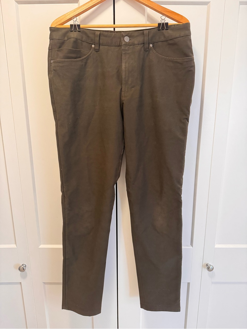 Lululemon ABC Men's Olive Stretch Twill Pants